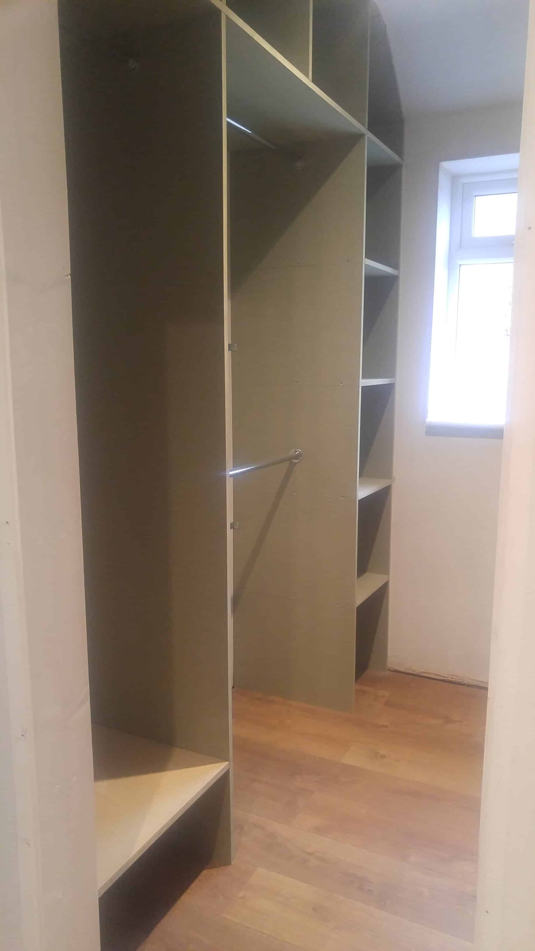 Dulux Diamond Water Based Satinwood Review Decorator's forum UK