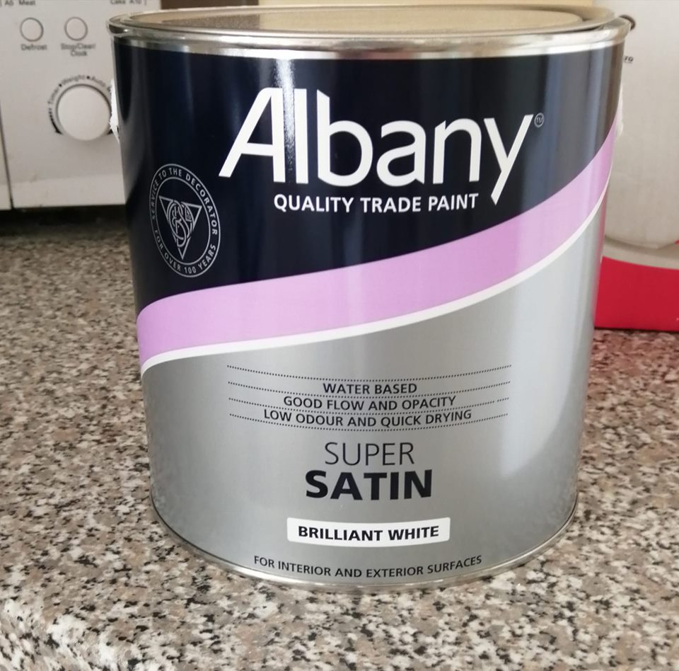 Albany Super Satin Review from Brewers Decorator's forum UK