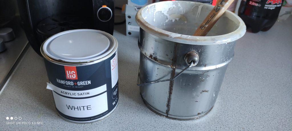 Hanford and Green acrylic satin