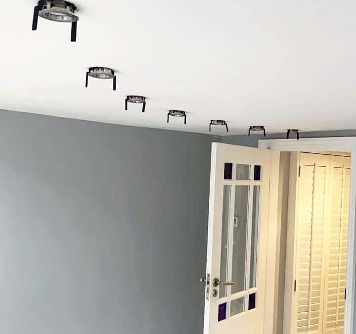 Introducing Spot Drops Paint Around a Spotlight Decorator's forum UK