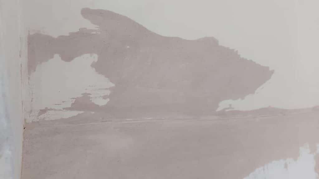 the problem you can encounter if you use contract matt as a mist coat