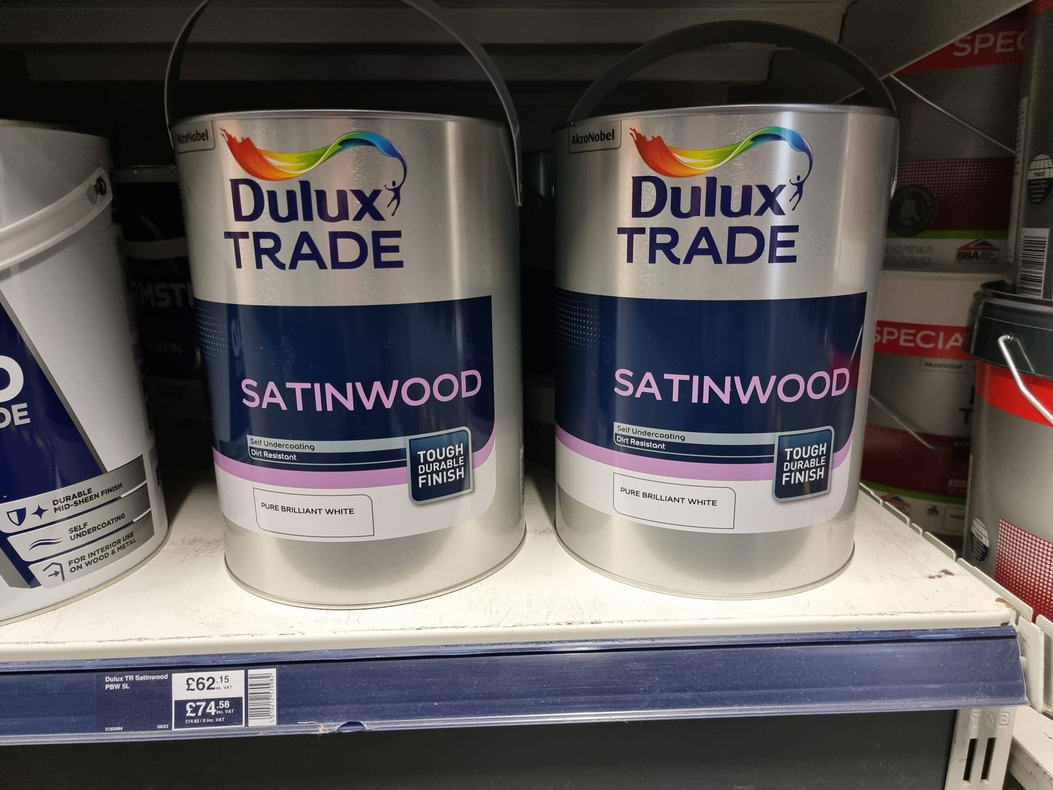 Dulux Paint Review and Guide Decorator's forum UK
