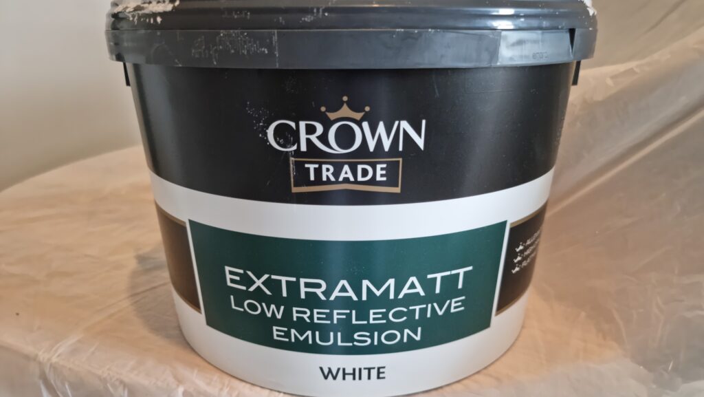 Crown Trade Extramatt Low Refelctive Emulsion
