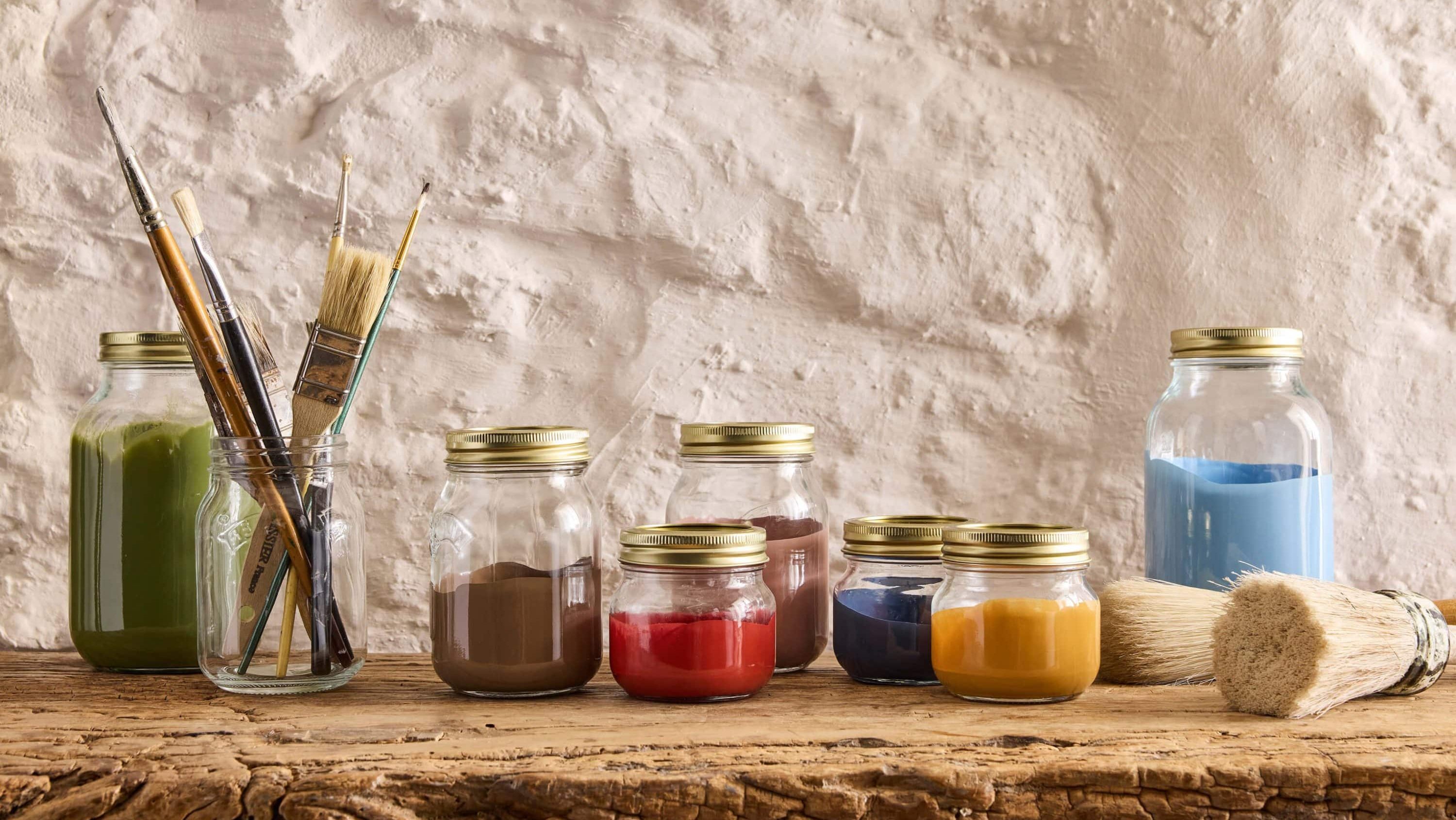 22 Eco Matt 2025 – Linen Wash paint jars on shelf