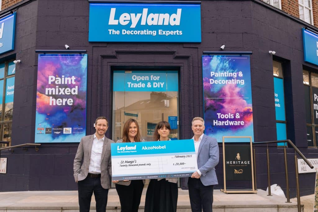 Leyland and Akzonobel team up